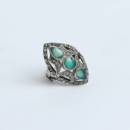 Vintage 1970s Pure Silver Ring with green Agate & Marquise Stones