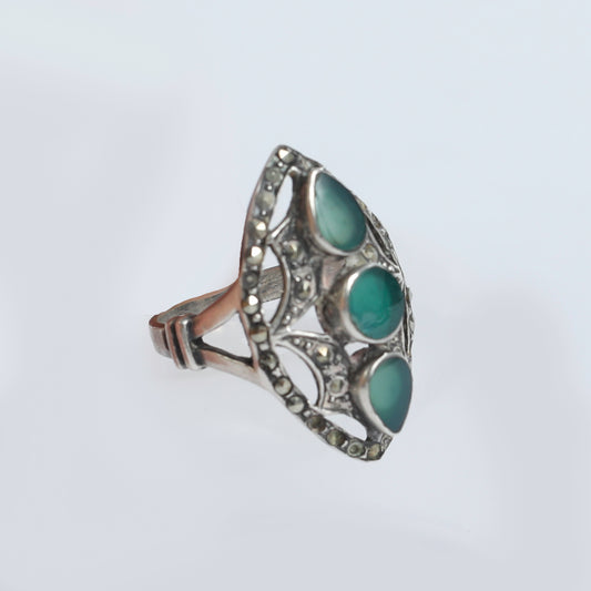 Vintage 1970s Pure Silver Ring with green Agate & Marquise Stones