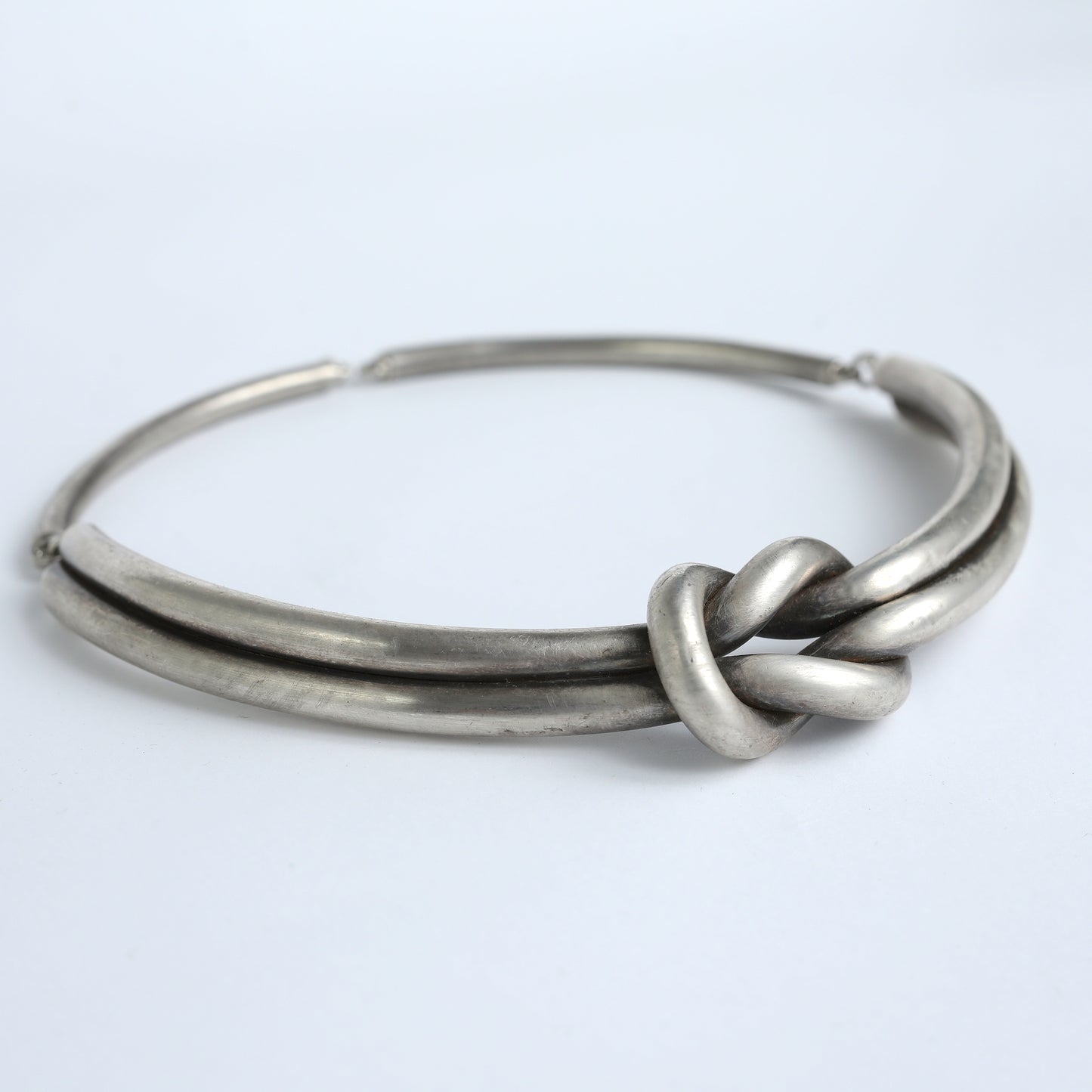 Silver Knot Collar Necklace