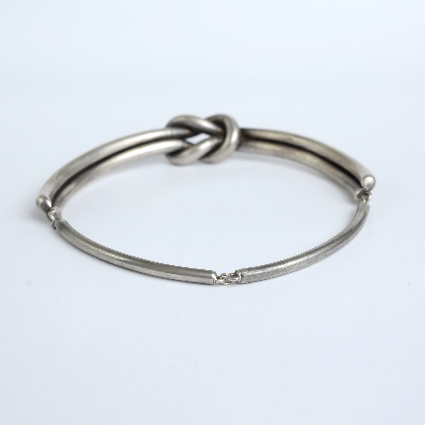 Silver Knot Collar Necklace