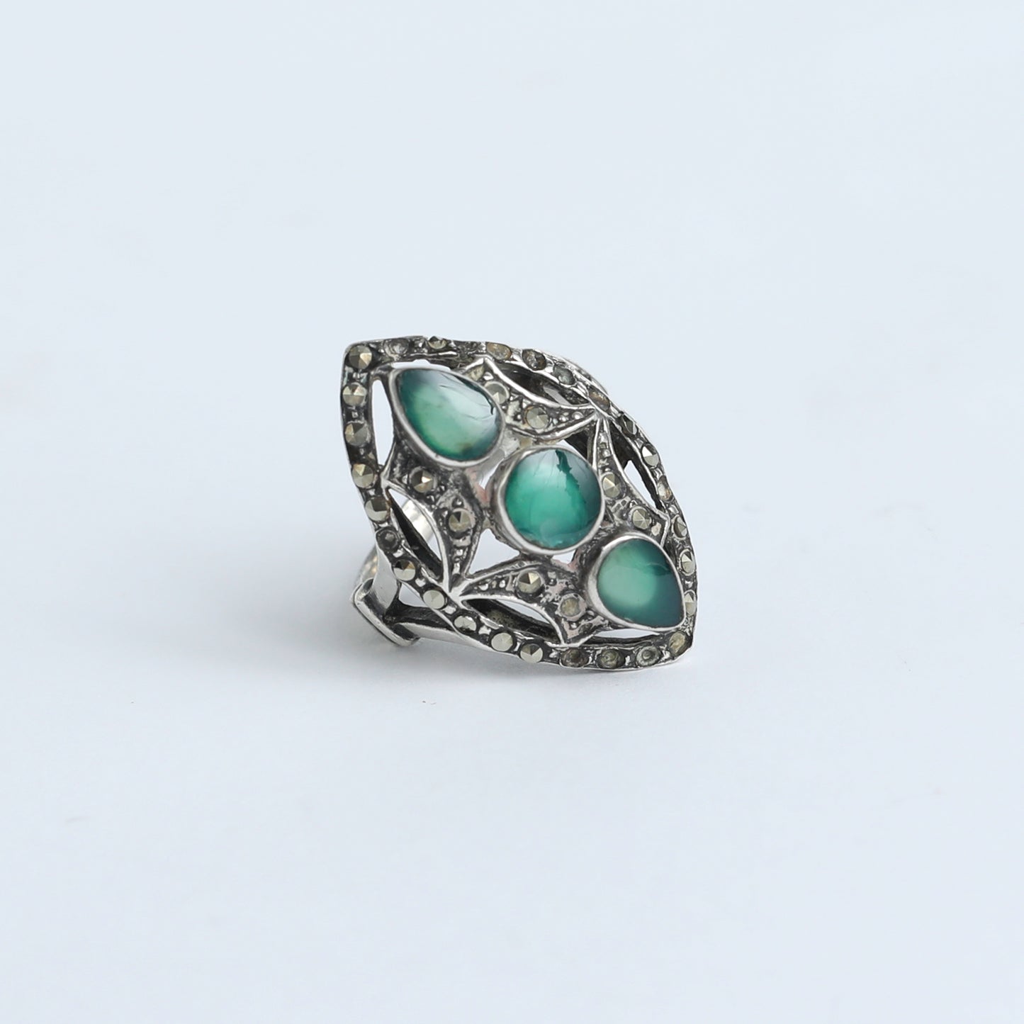 Vintage 1970s Pure Silver Ring with  green Agate & Marquise Stones