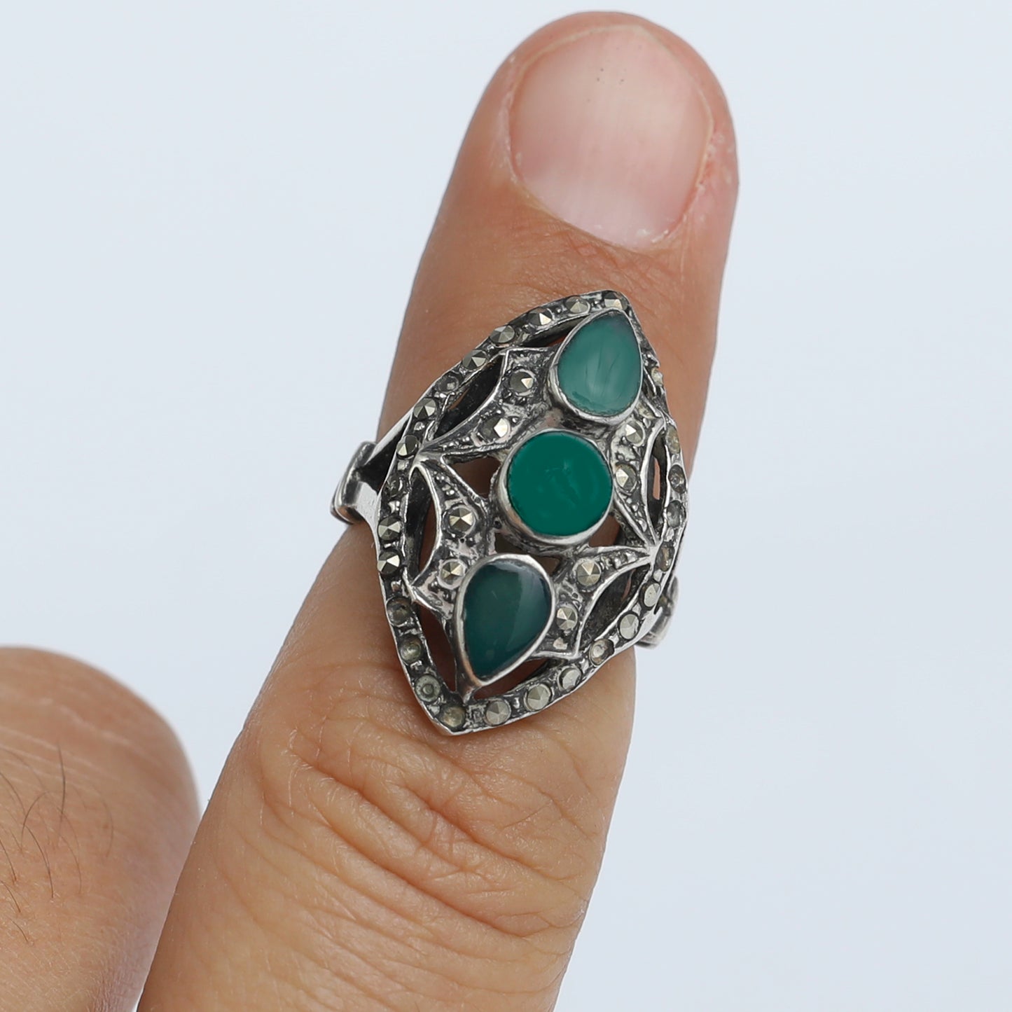 Vintage 1970s Pure Silver Ring with  green Agate & Marquise Stones