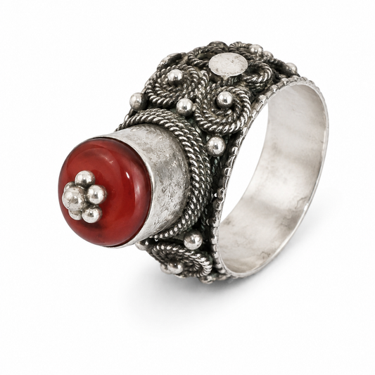 Vintage Yemeni 925 Silver Filigree Ring with Red Coral – One of a Kind