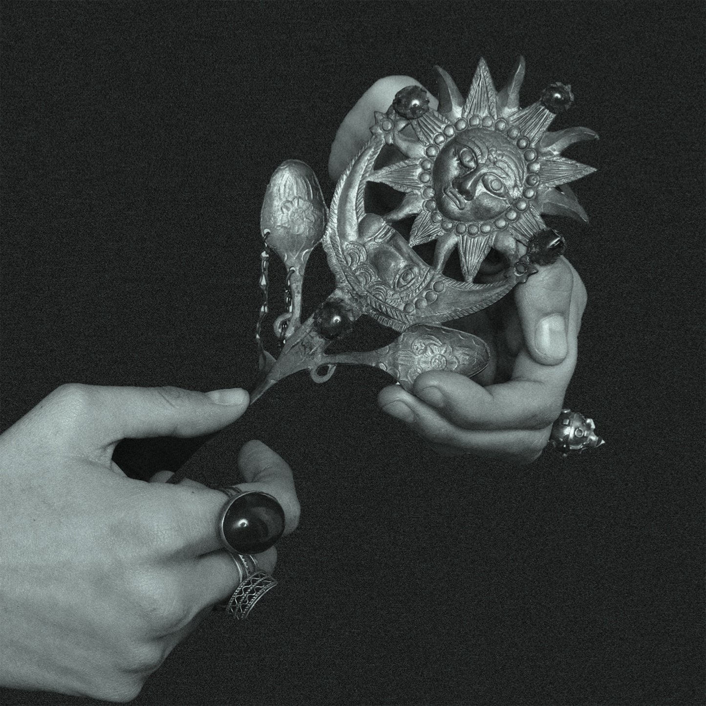 Peruvian Sun Colonial hairpin