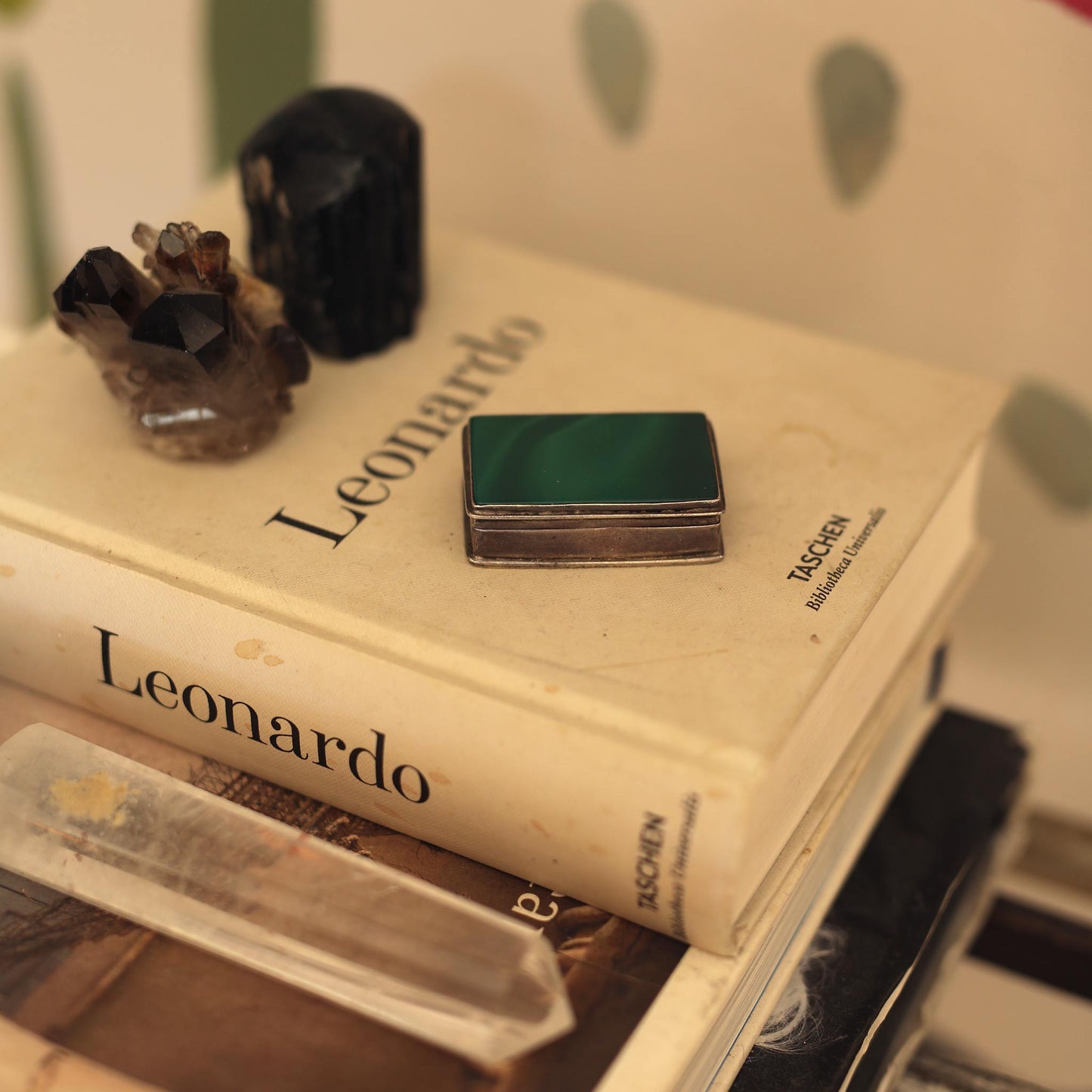 Green&silver Tobacco Box