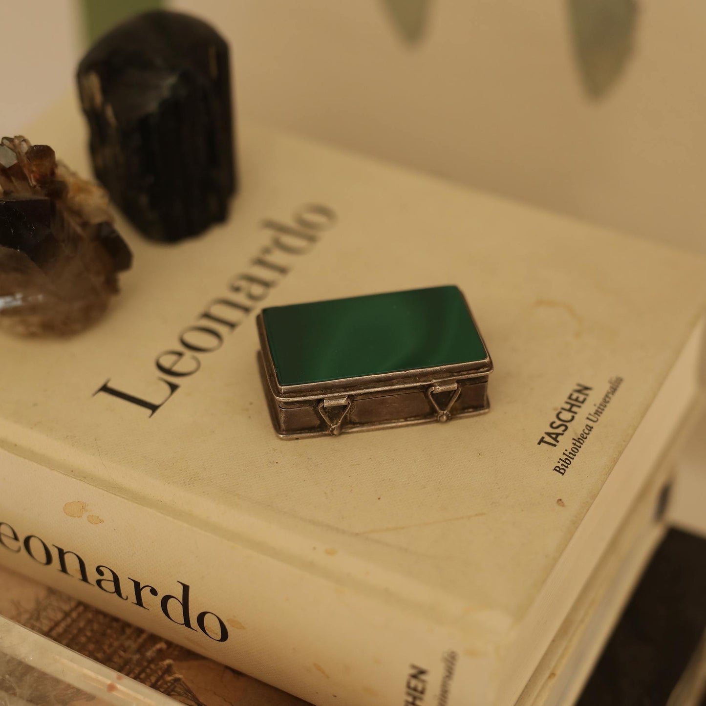 Green&silver Tobacco Box