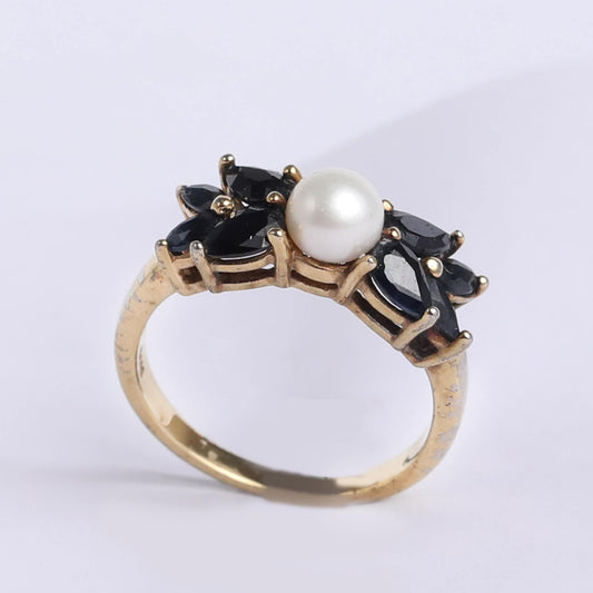 Vintage Pearl and Sapphire Stone Ring