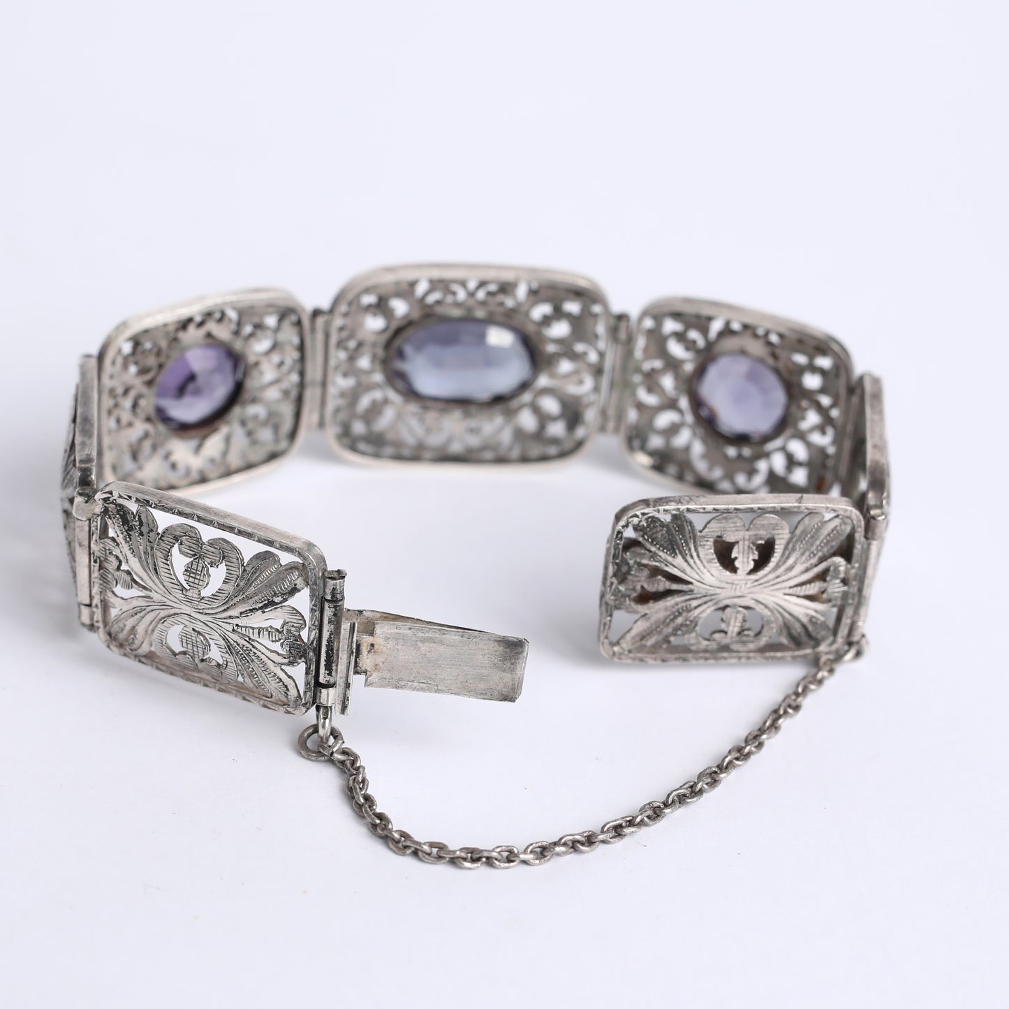 Antique Handcrafted Silver Bracelet with Alexandrite