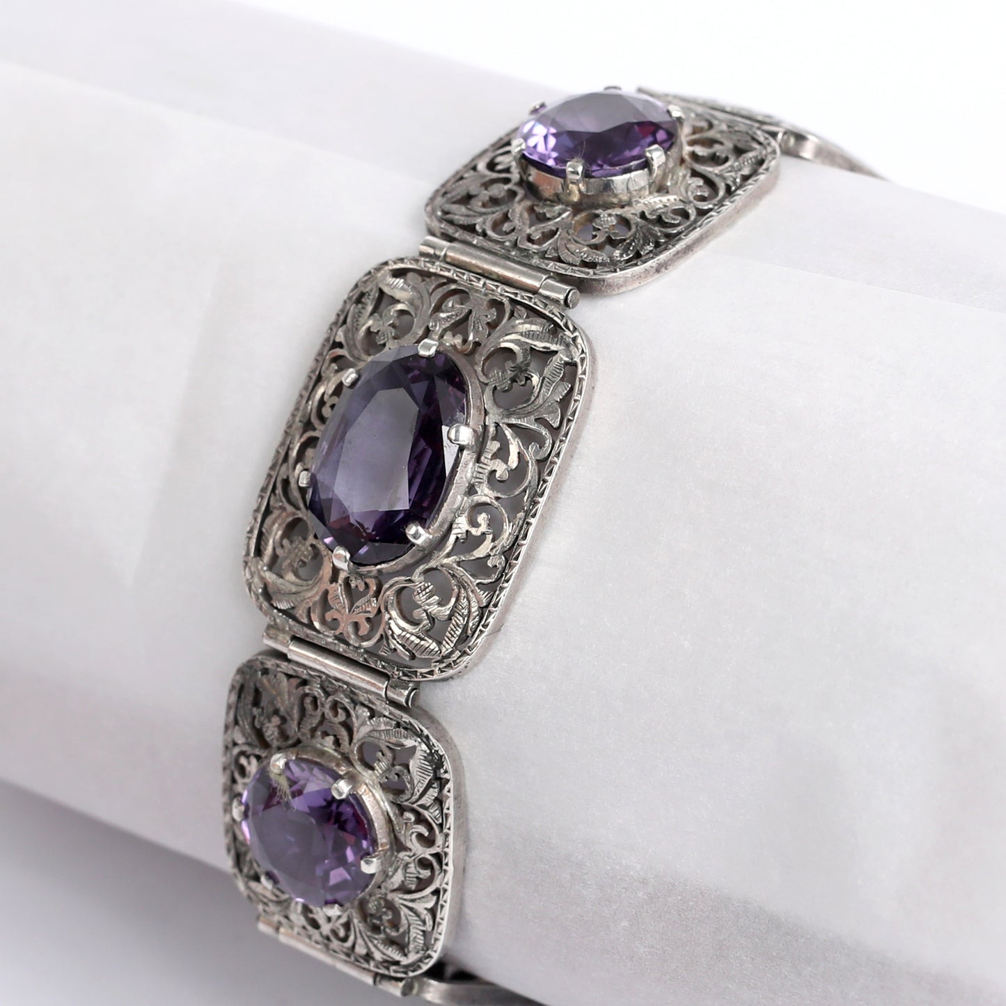 Antique Handcrafted Silver Bracelet with Alexandrite