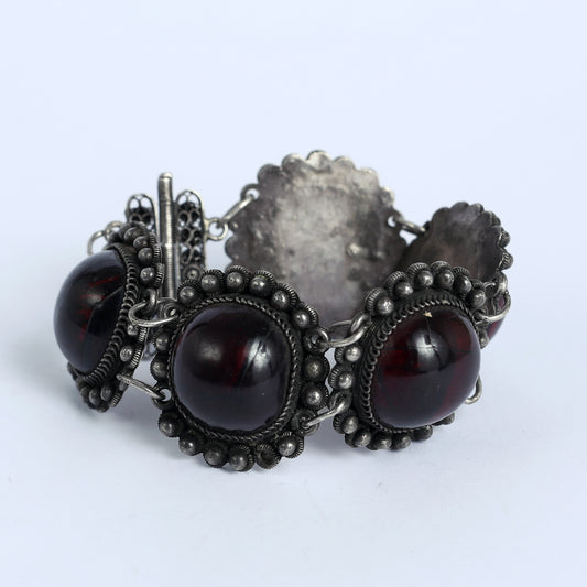 Cherry Amber Love