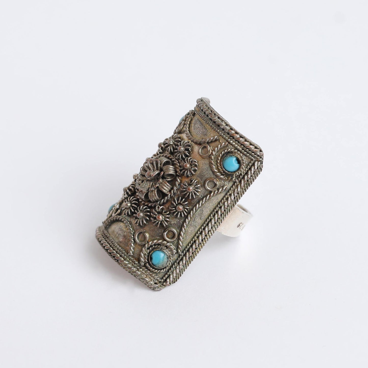 1930s Hand Made 925 Silver Ring With Turquoise Beads