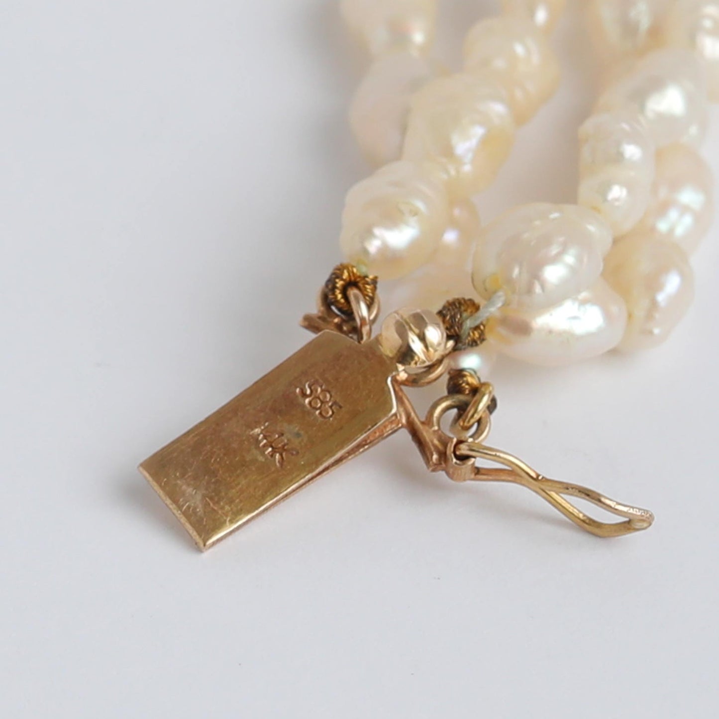 Vintage Quadruple-Strand Rice Pearl Necklace-with pure 14-carat gold