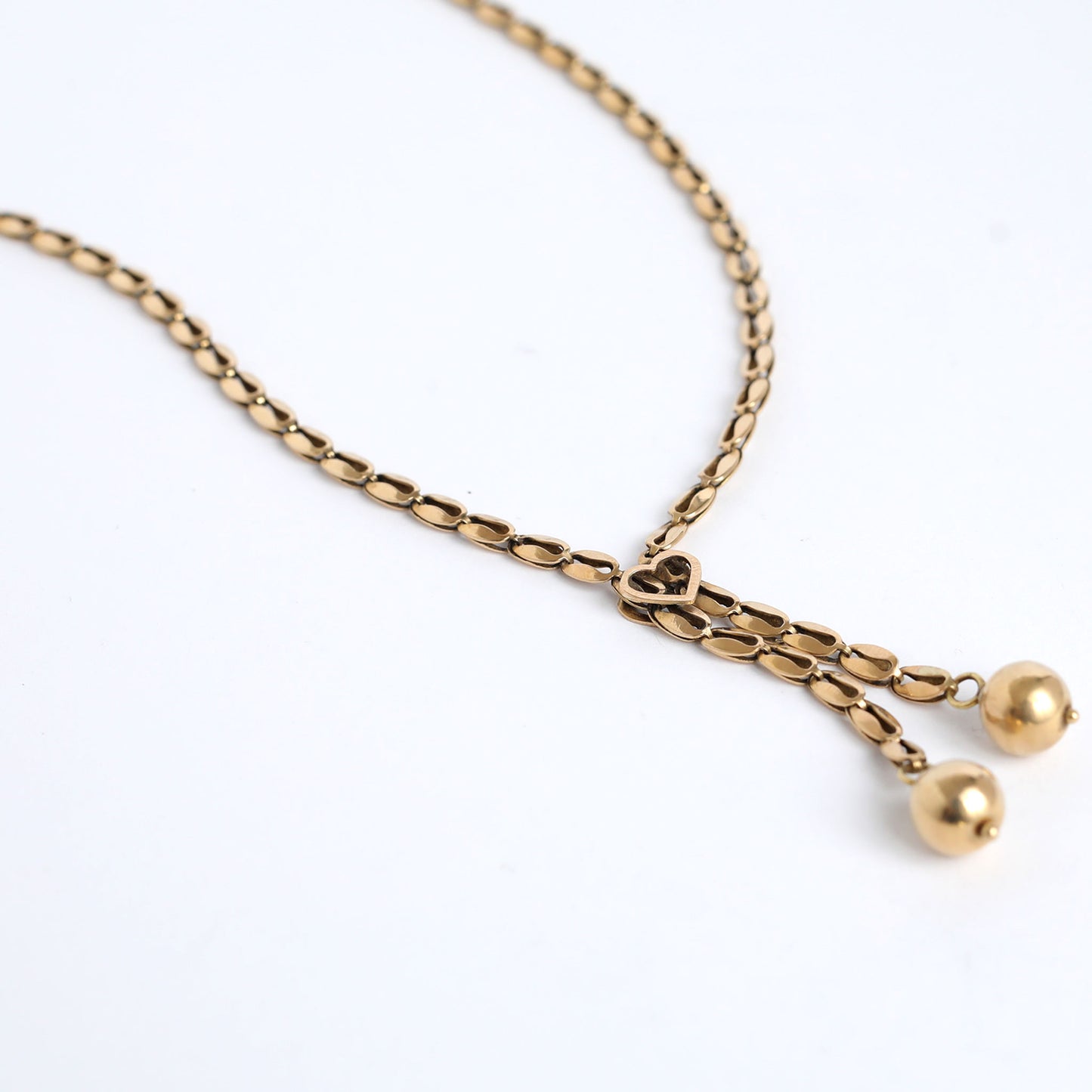 antique Red gold 14k charm nacelles from Iraq