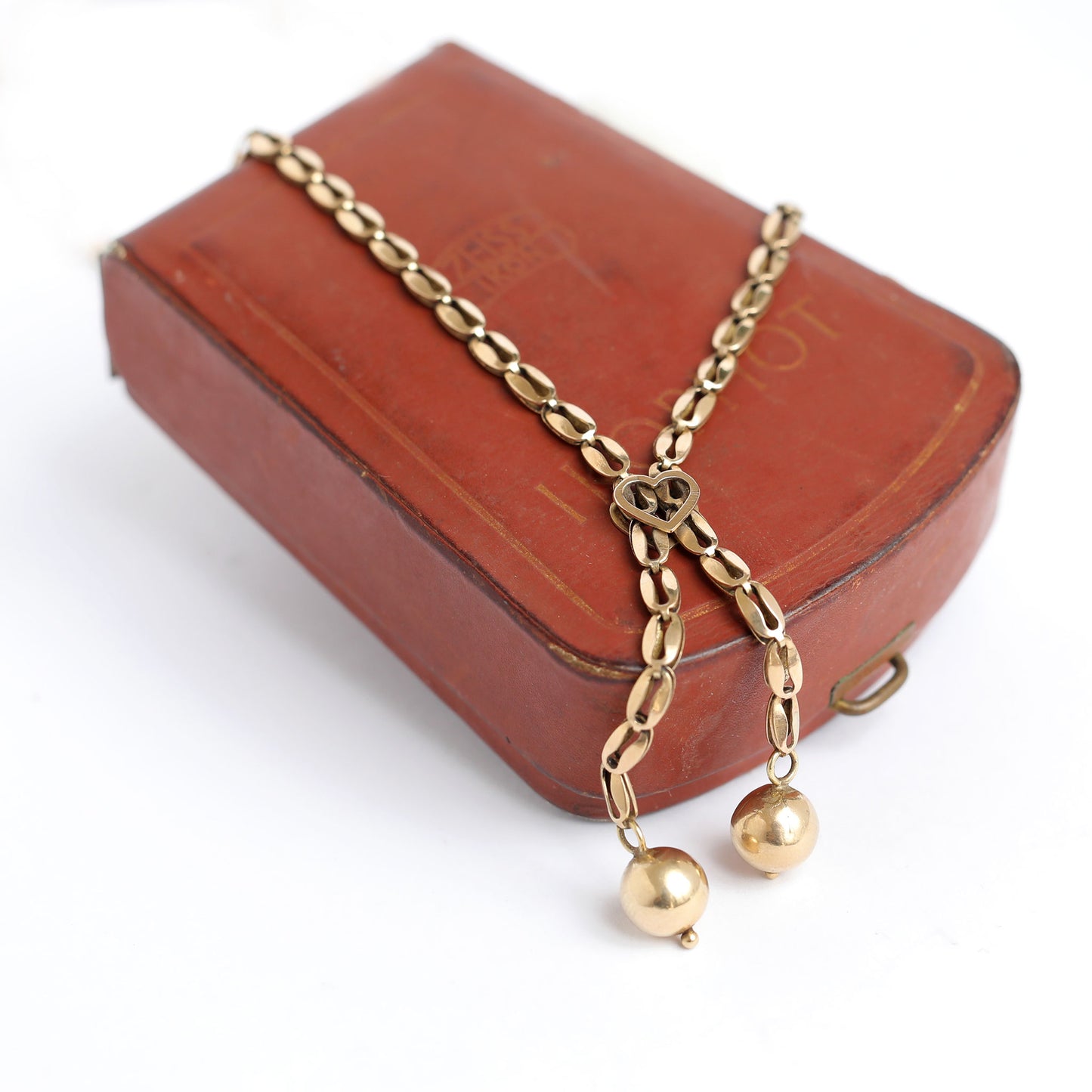 antique Red gold 14k charm nacelles from Iraq