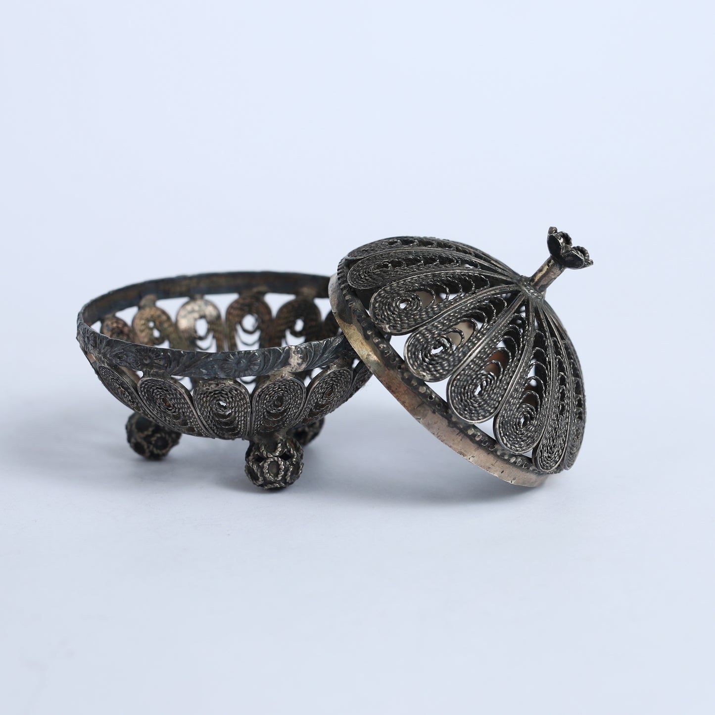 Filigree Perfume Box