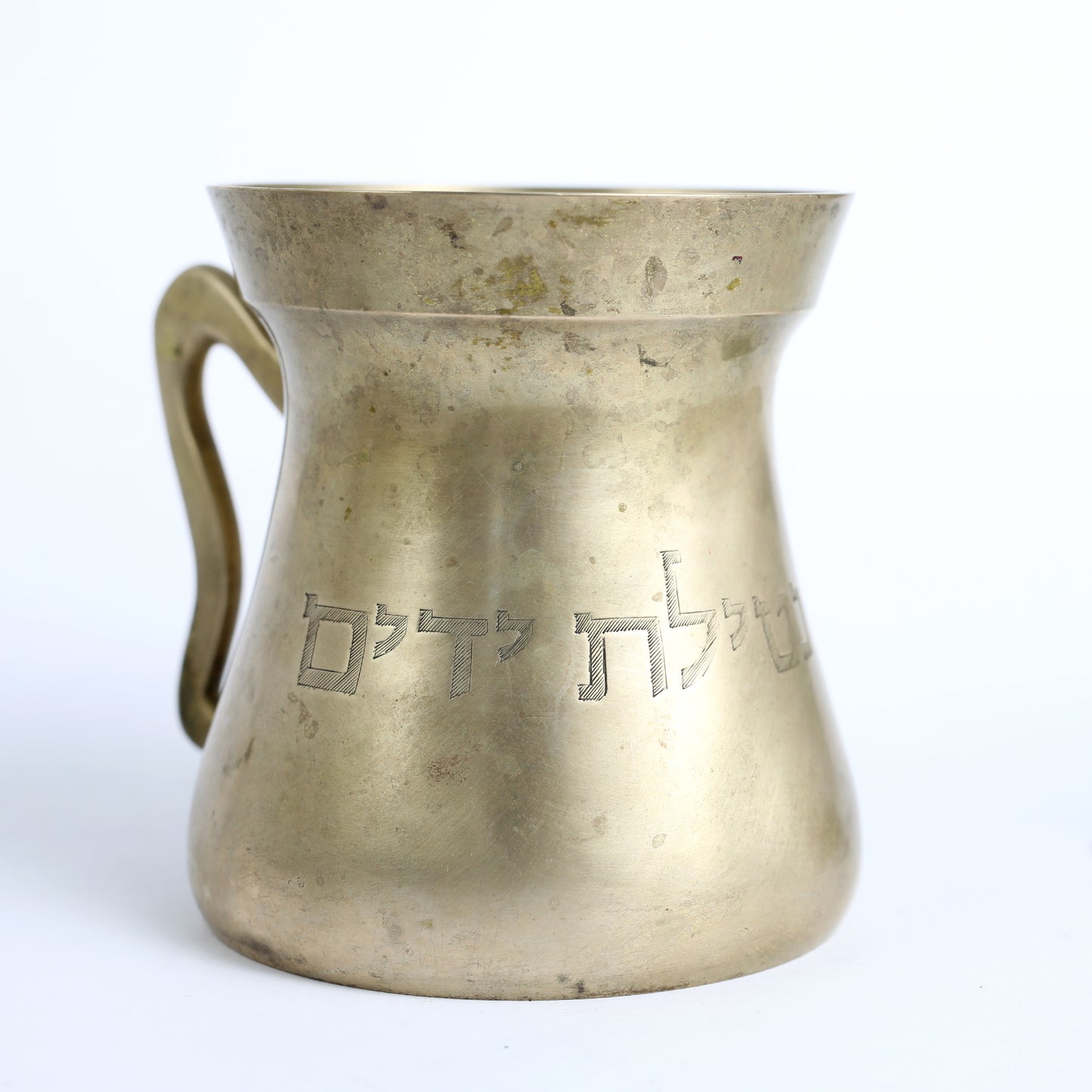 Golden coloured Natla