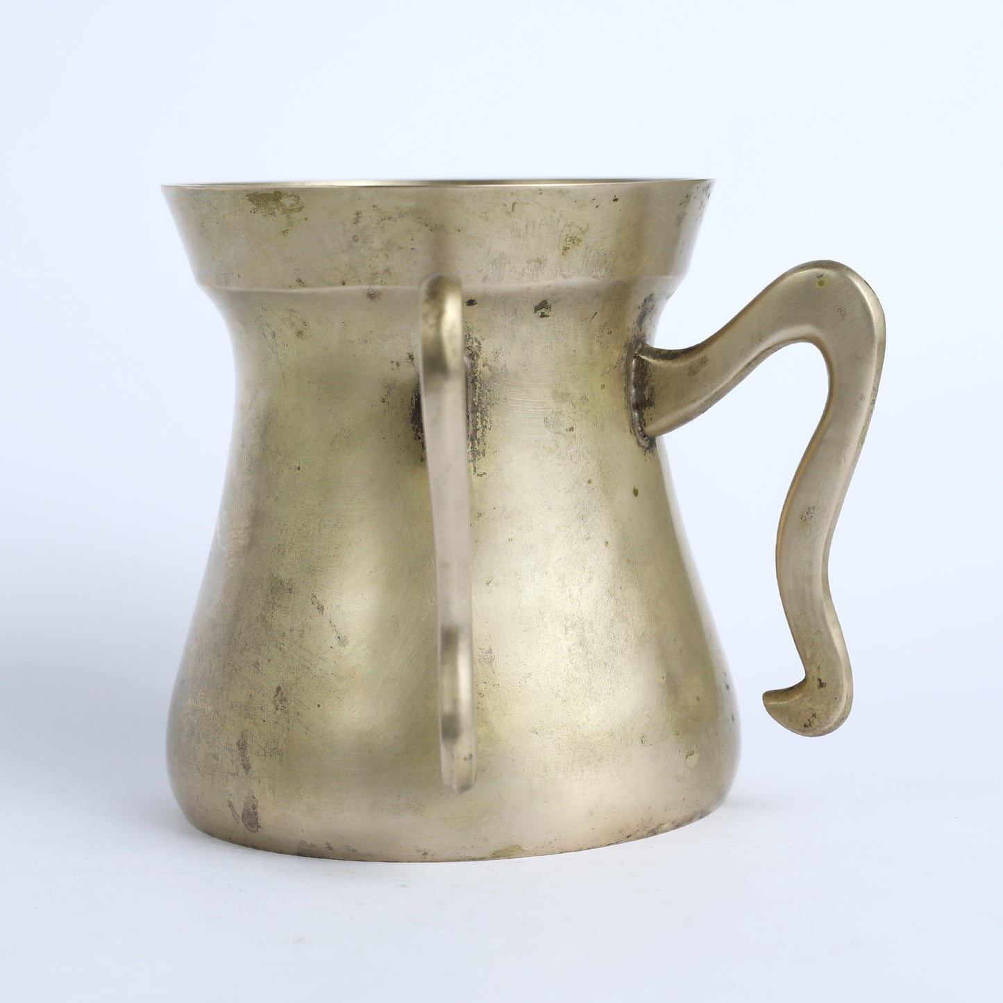 Golden coloured Natla