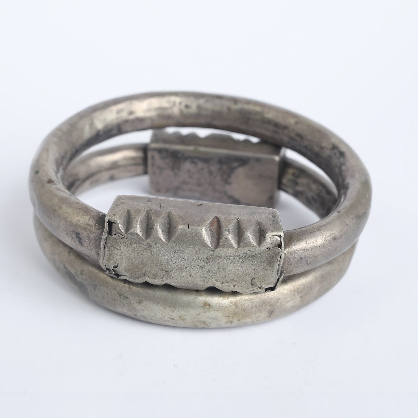 Halhal Silver Bangle