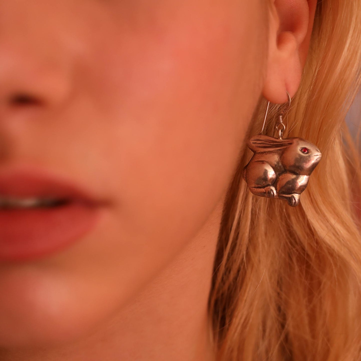 Rabbits silver 925 earring with Ruby Stone on the eyes