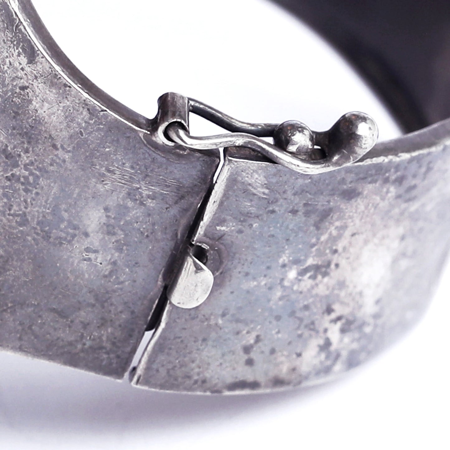 silver cuff 925 with old natural amber