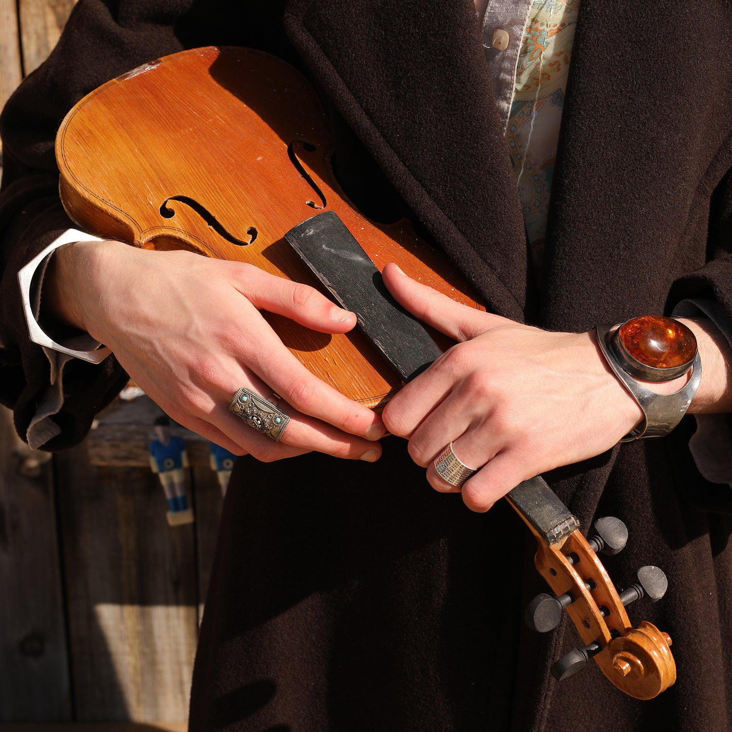 silver cuff 925 with old natural amber