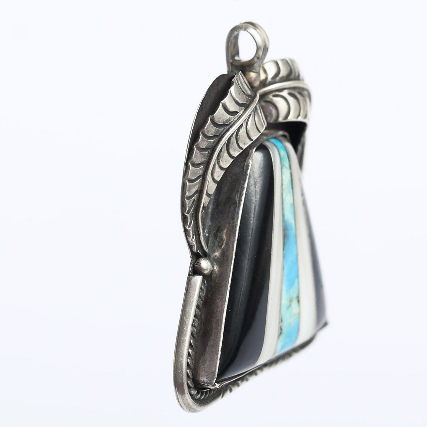 Zuni pendant